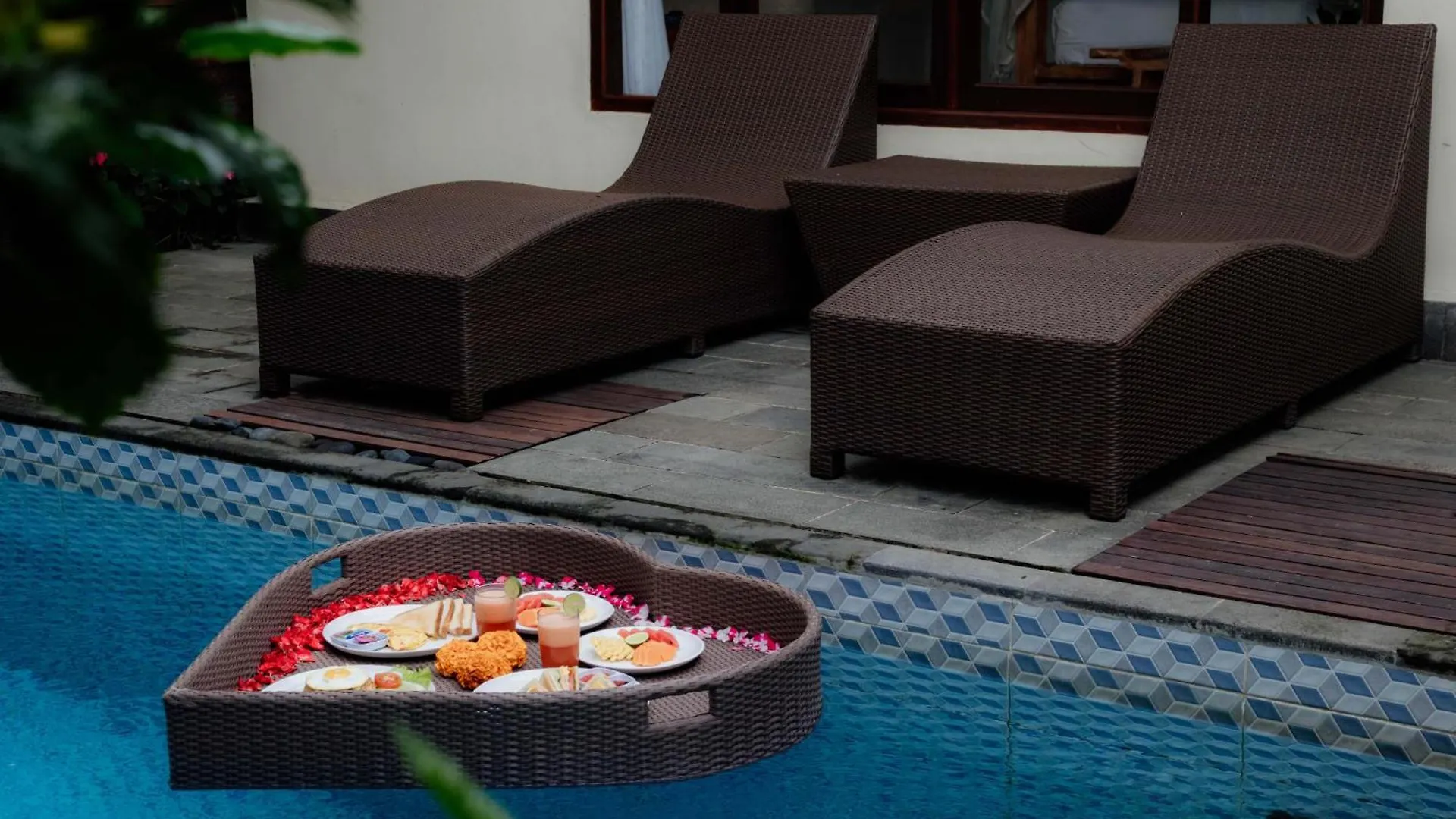 Ubud Mesari Private Pool Villa  우붓